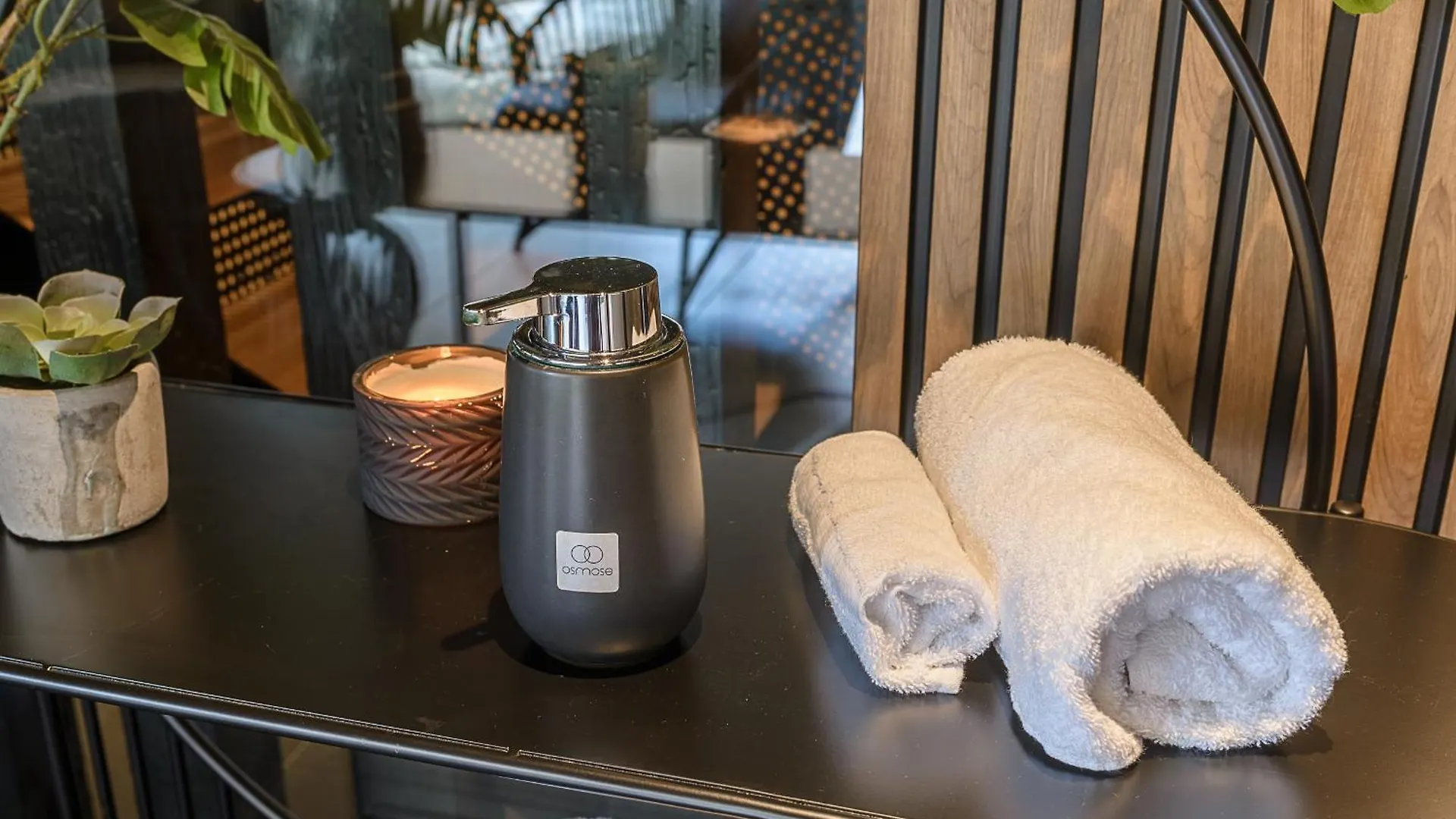 Le Chalet Osmose - Piscine Privative-Sauna-Jacuzzi By Lla Selections ラ・クリュサ