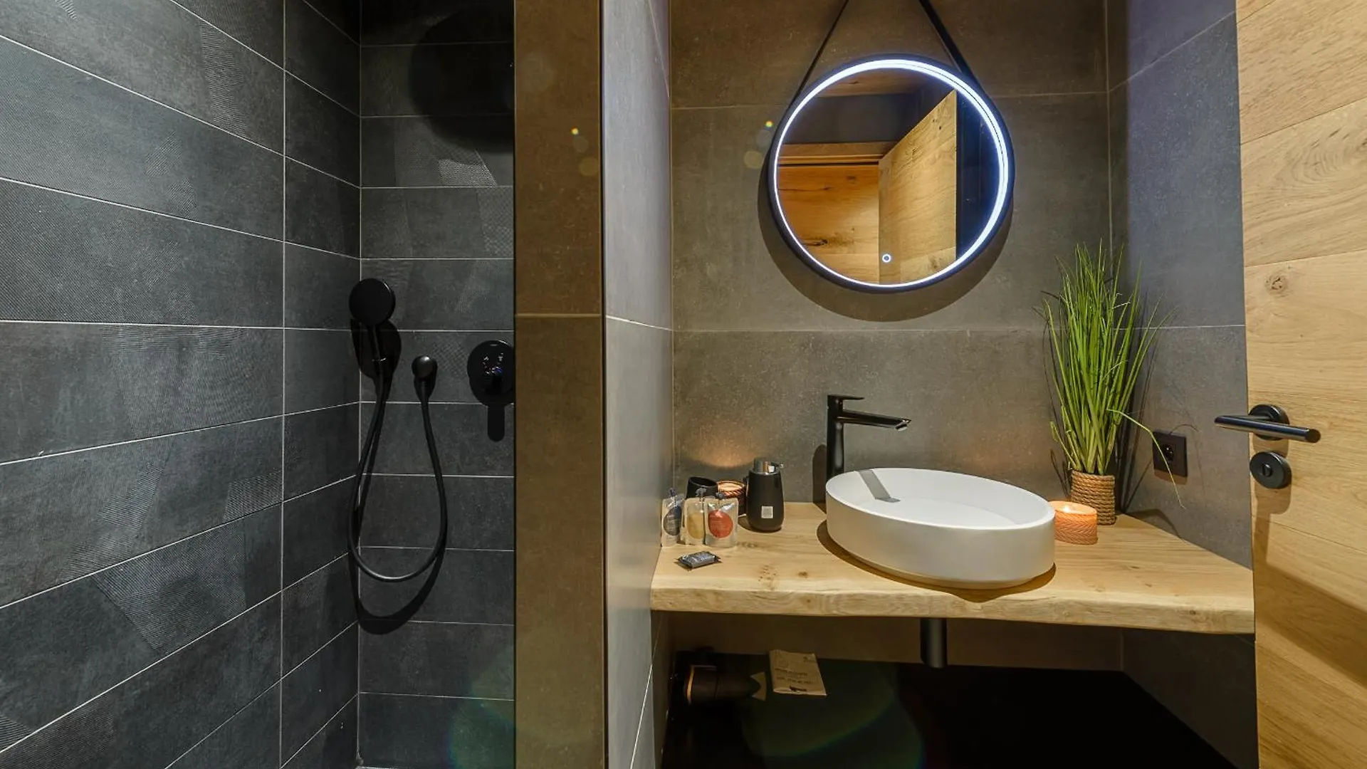 Le Chalet Osmose - Piscine Privative-Sauna-Jacuzzi By Lla Selections ラ・クリュサ